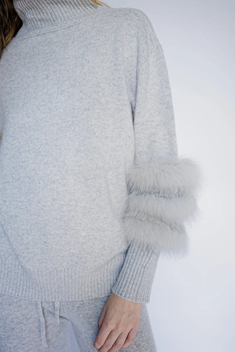 Belgravia Cashmere Sweater With Fur Detail - Grey