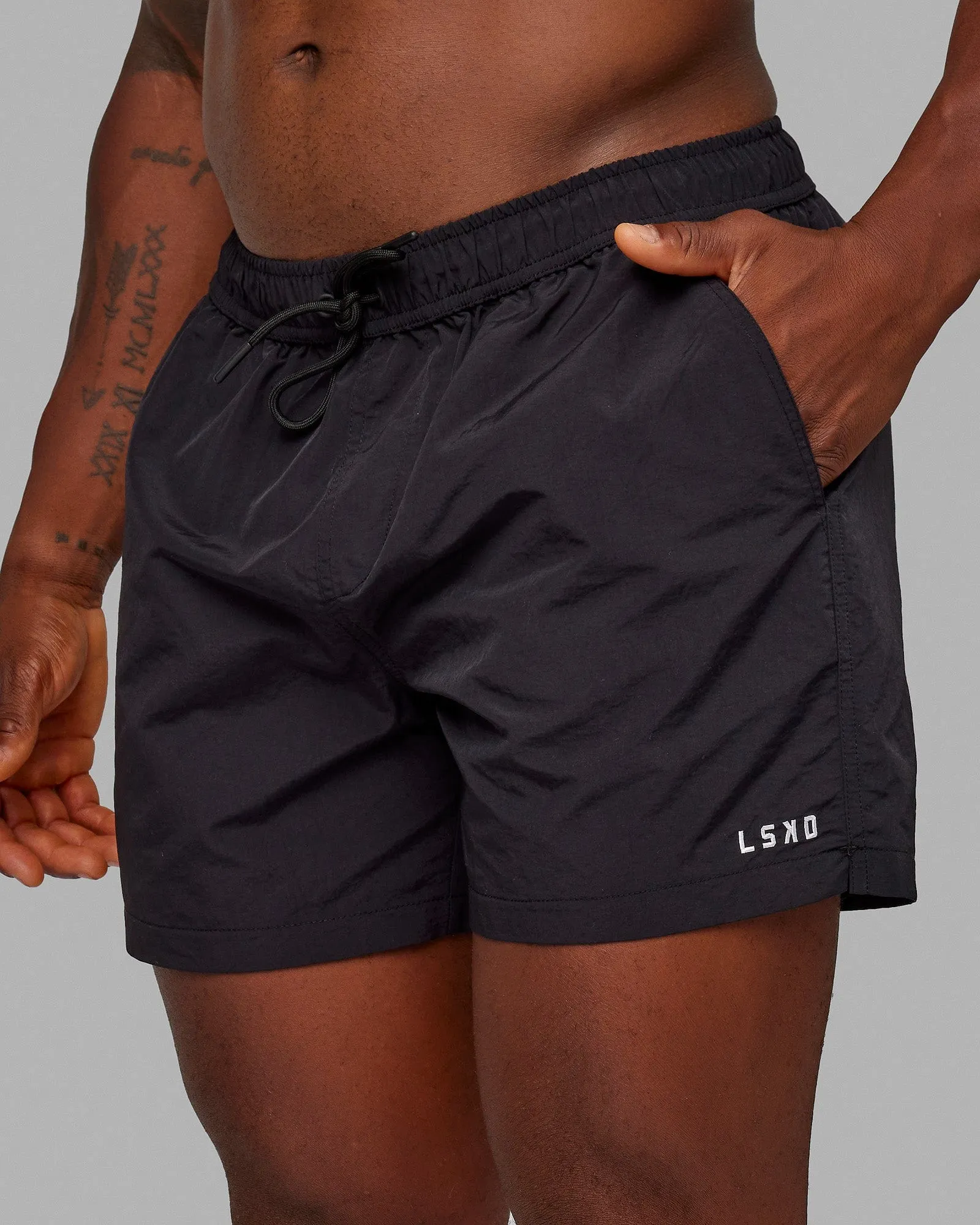 Classic 5 Shorts - Black