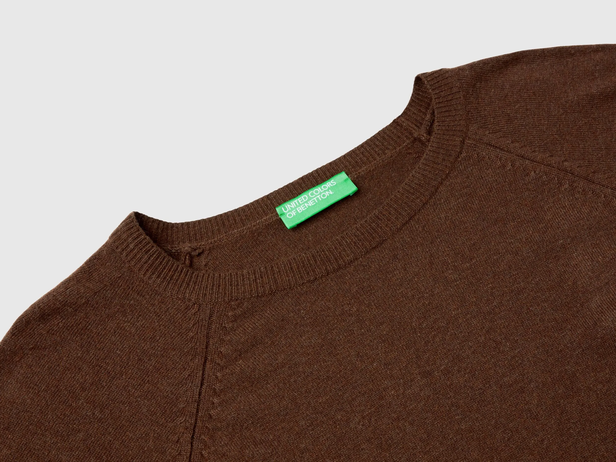 Dark brown crew neck sweater in wool and cashmere blend - Dark Brown | Benetton