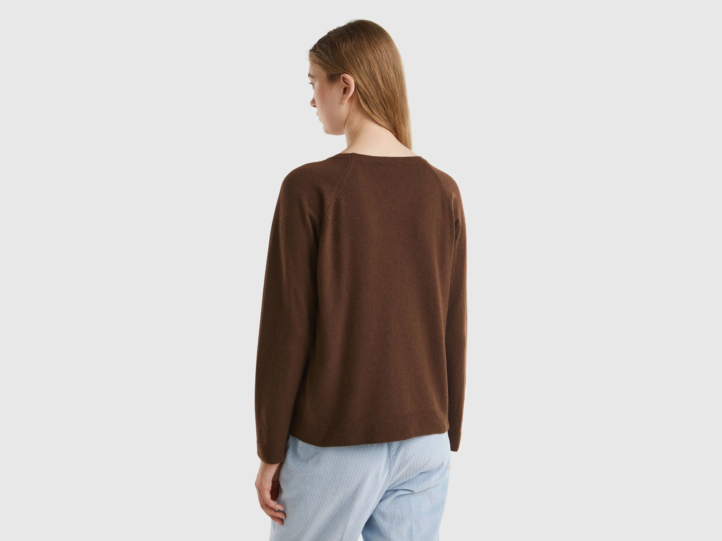 Dark brown crew neck sweater in wool and cashmere blend - Dark Brown | Benetton